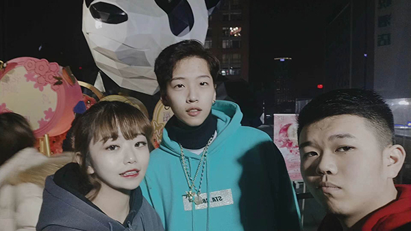 包括后来我们去外地校考的时候