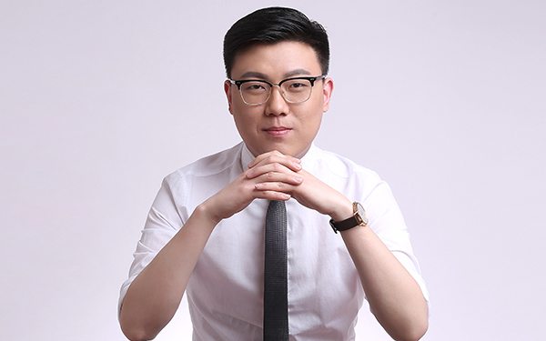 所以说我的学生的分镜头这道题就跟别人不一样