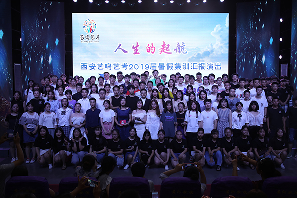 我现场表演了一段配音秀