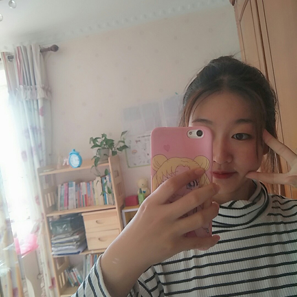 一下子颠覆了我在她心目中的形象
