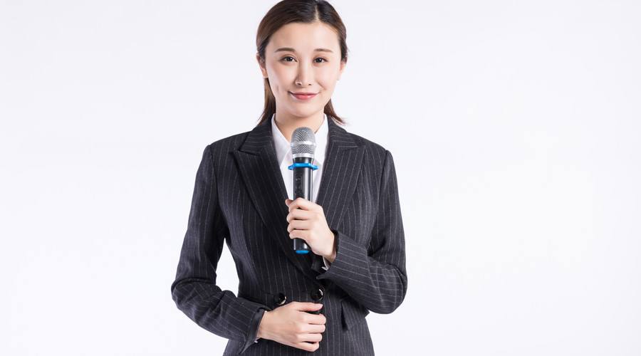 有天赋的播音生应该是什么样?这5条占1个都算