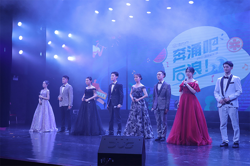 “奔涌吧，后浪” | 艺鸣艺考2021届暑期班结课汇报演出圆满落幕